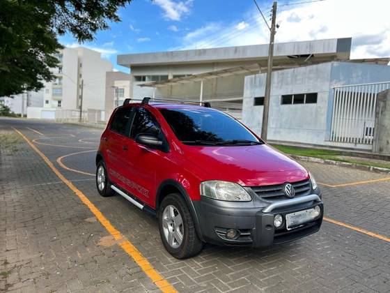 VOLKSWAGEN CROSSFOX 1.6 MI FLEX 8V 4P MANUAL VOLKSWAGEN CROSSFOX 1.6 MI FLEX 8V 4P MANUAL